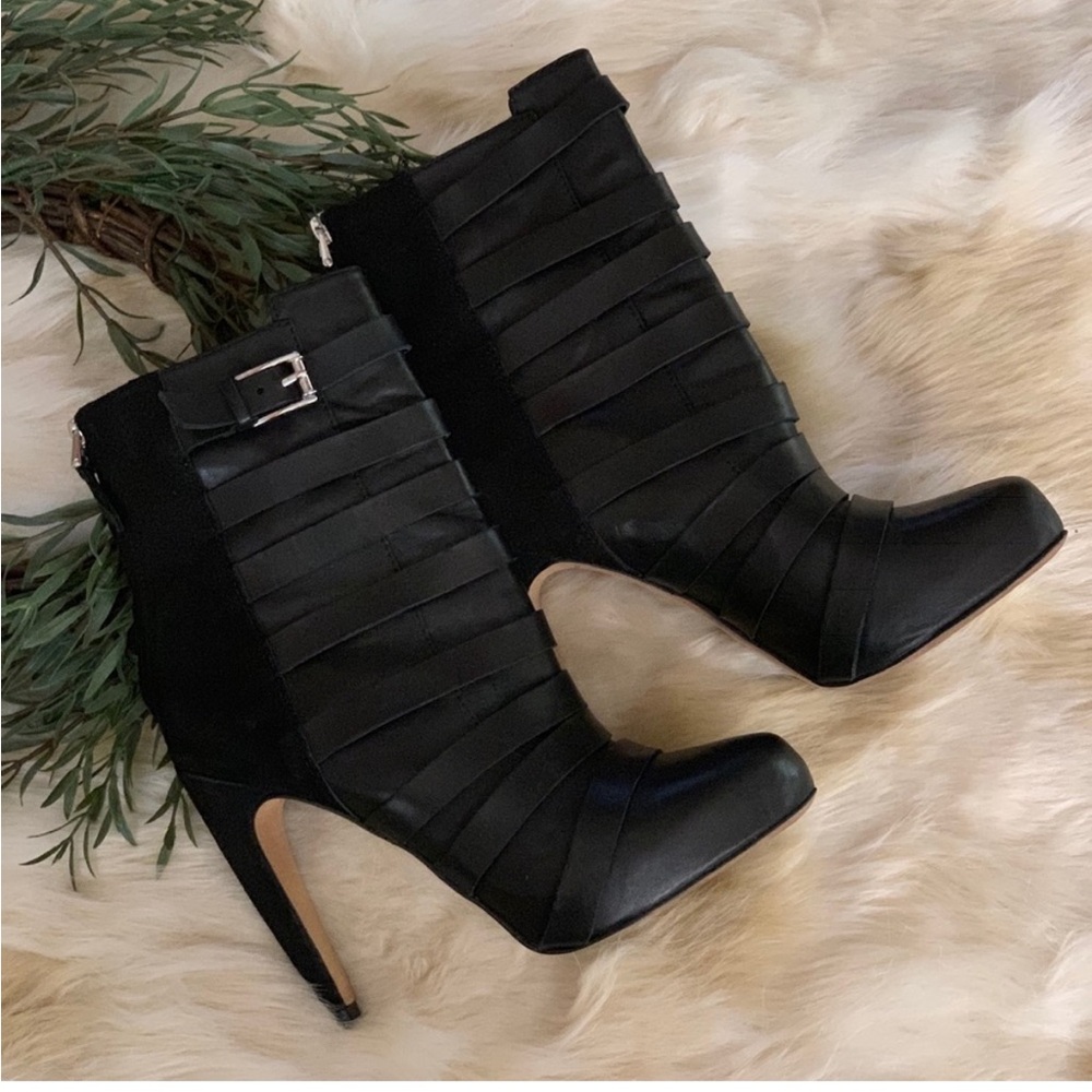Sam Edelman Kendrix Suede Ankle Booties size 6